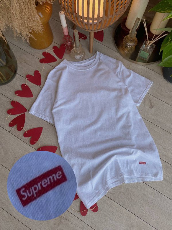 Футболки Supreme, Maharishi, Oakley, True Religion, Umbro, Barbour International
