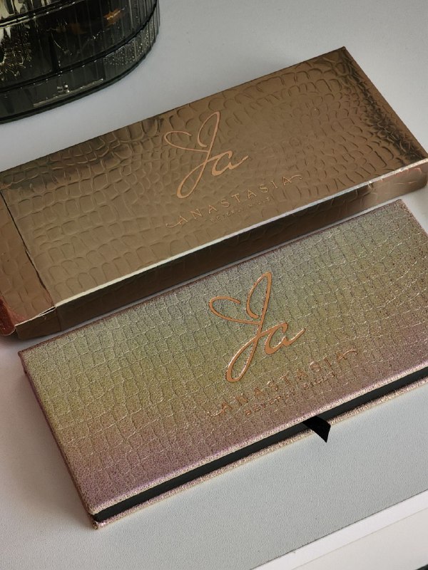 Anastasia Beverly Hills x Jackie Aina, Jeffree Star Beauty Killer 3