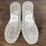 Женские кроссовки ASICS 4
