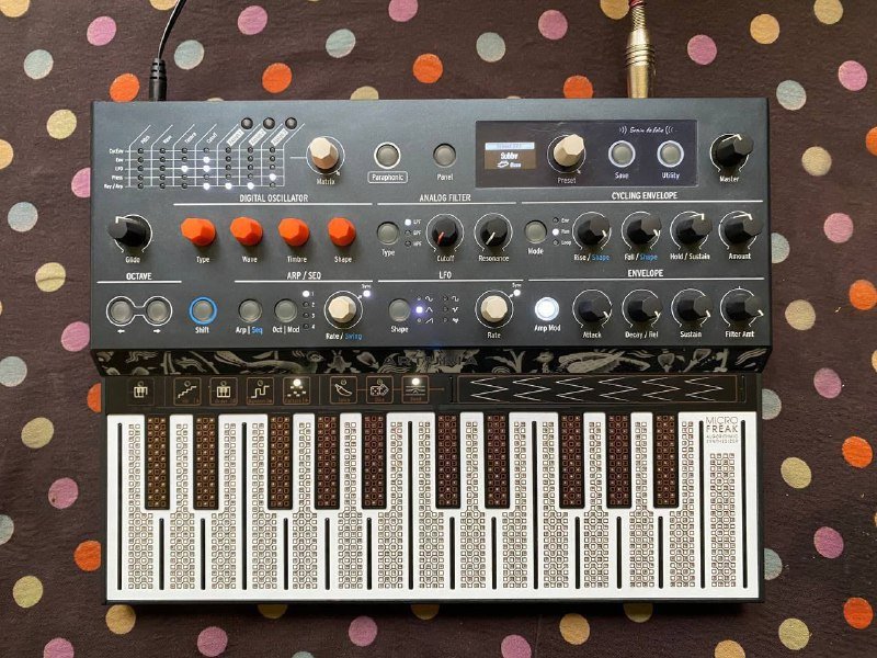 Arturia Microfreak синтезатор