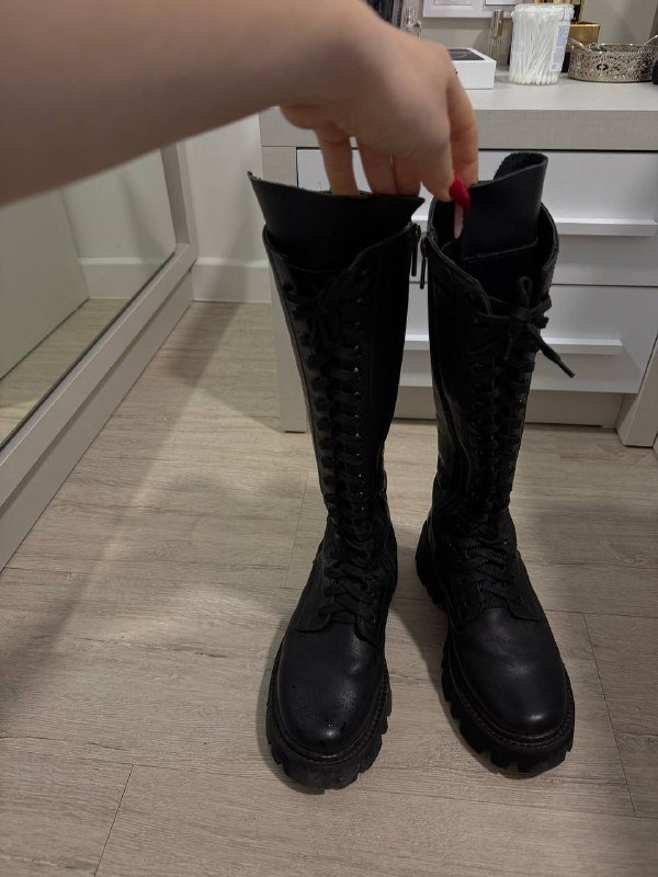 Женские ботинки 36 размер