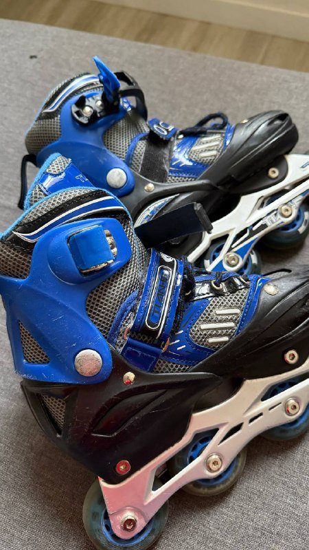 Детские раздвижные ролики с шлемом и защитой 32-35