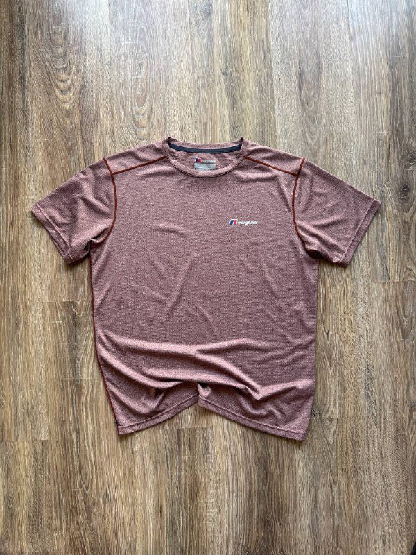 Шорты Napapijri, футболки Paul Smith, Yamaha, Berghaus, штаны Nike, поло Fred Perry, Stone Island, джемпер Sergio Tacchini, рубашка Mammut 9