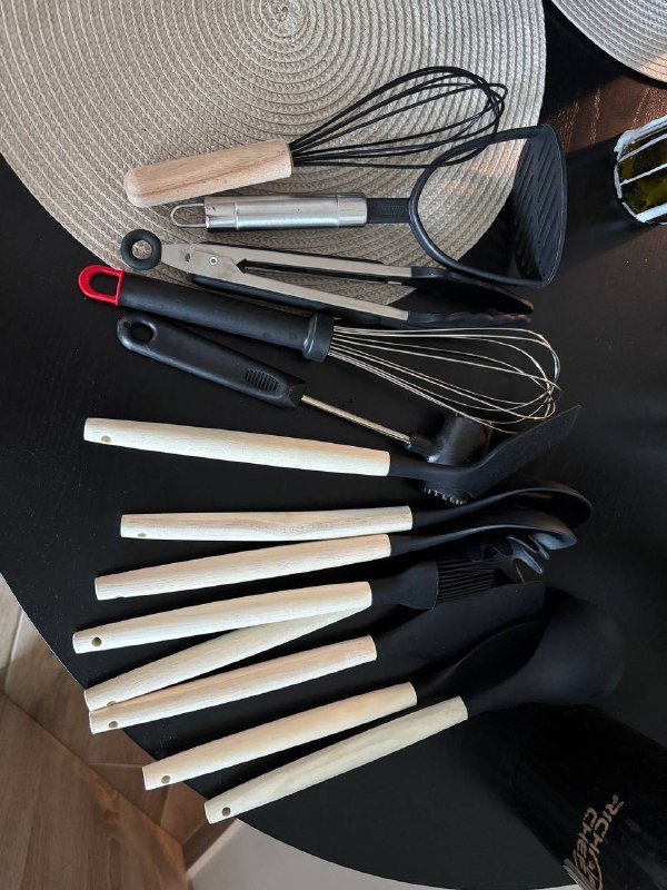 Бокалы, терки, мерные емкости, кухонная утварь, кастрюля, набор для напитков, миксер 4