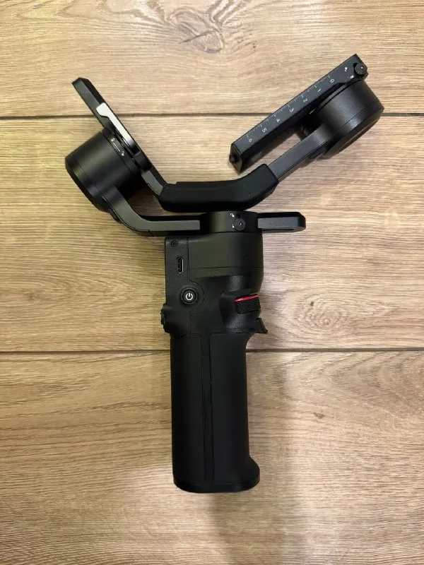 DJI RS 3 Mini стабилизатор с аксессуарами 1