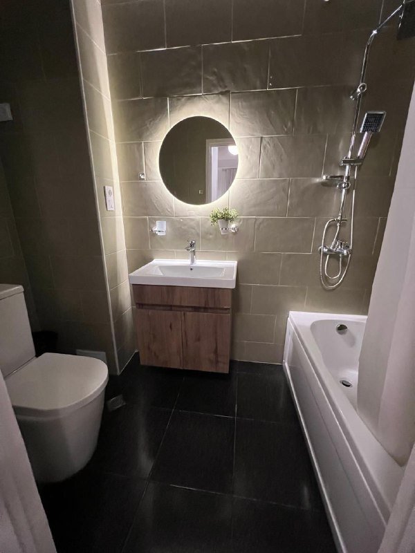 Квартира 2+1 в центре Батуми на длительный срок 8