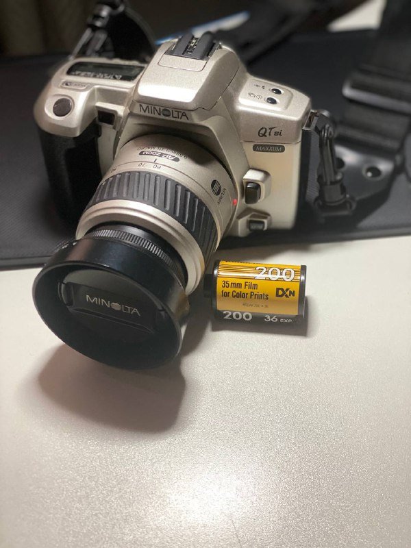 Пленочный фотоаппарат 3