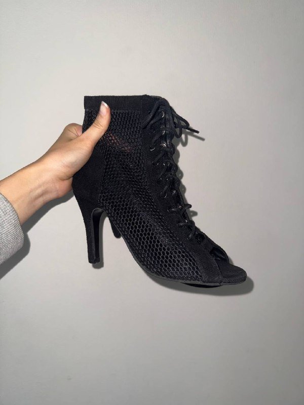 Женские черные ботильоны размер 36