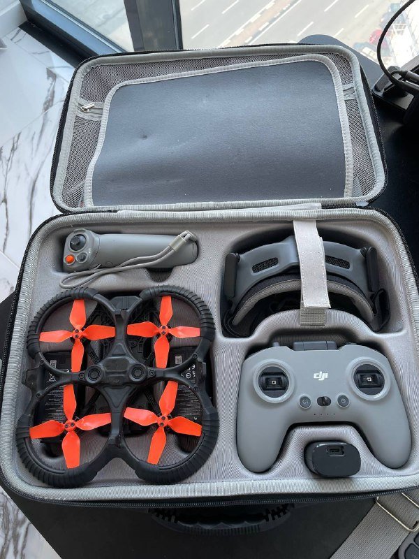 DJI Avata Pro-View Combo дрон с аксессуарами и пультом 3