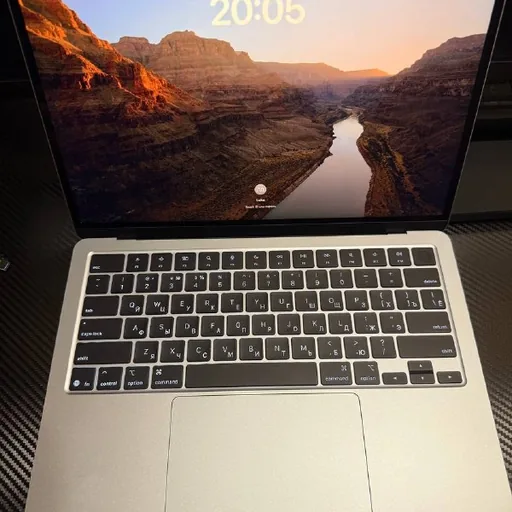 MacBook Air 13 M4 16/256 GB