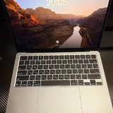 MacBook Air 13 M4 16/256 GB 1