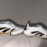 Футбольные бутсы Adidas Predator 24 FT 4