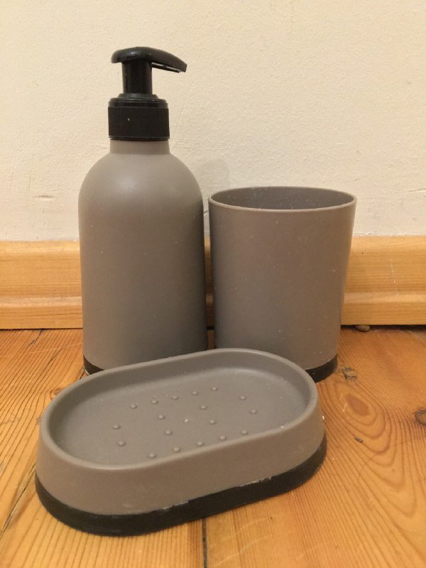 Пластиковый сет из Йоска для ванной