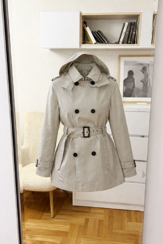 Женский плащ