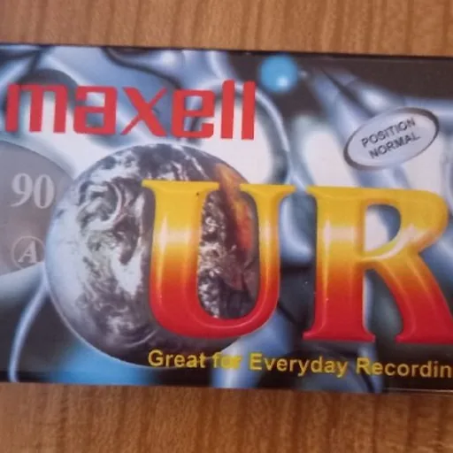 Аудиокассеты Maxell UR 90, 6 штук