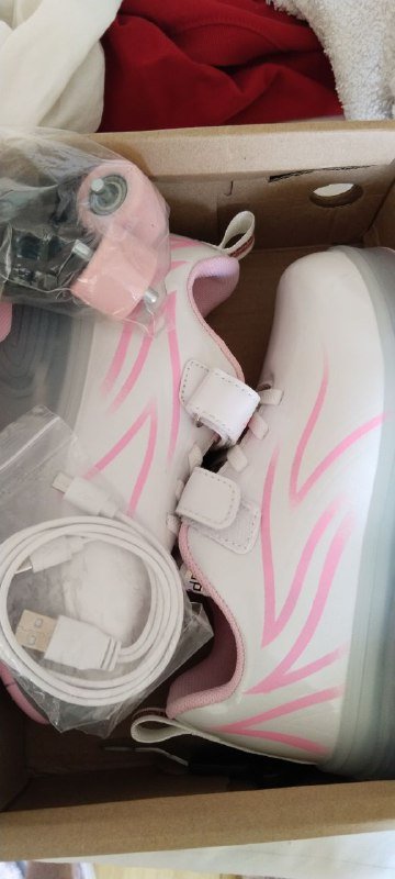 Кроссовки ролики детские размер 33 с подсветкой подошвы