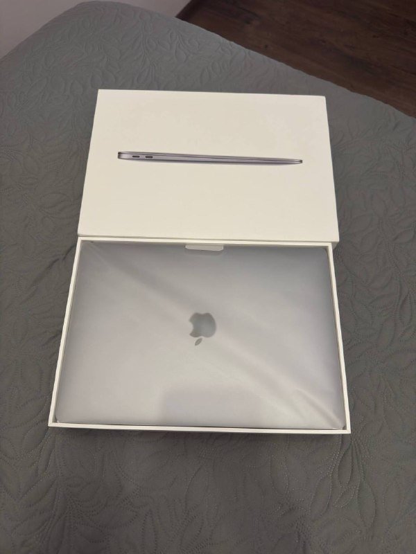 Macbook Air 13 M1 2020, 8/256, Space Gray 8