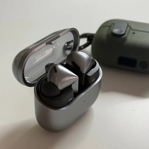 Samsung Galaxy Buds3 Pro наушники Silver