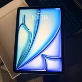 Apple iPad Air 11, iPhone 12 7