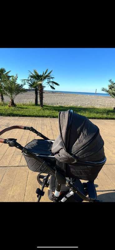 Коляска 3 в 1 с автолюлькой