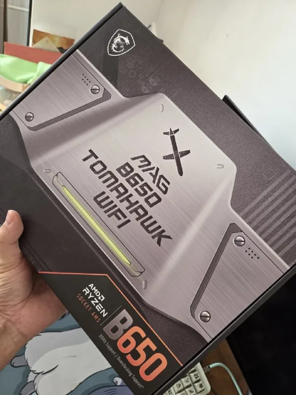 Материнская плата MSI B650 Tomahawk WiFi 1