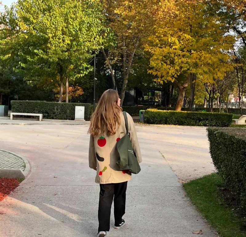 Тренч-куртка расписанная вручную акрилом 4