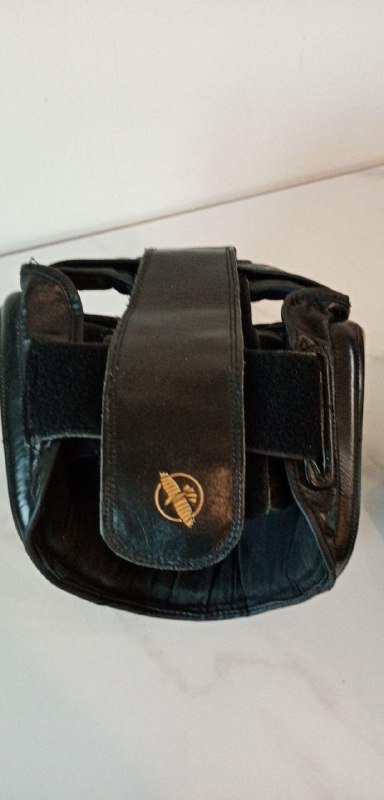 Перчатки боксерские 14 унций и шлем хаябуса 4