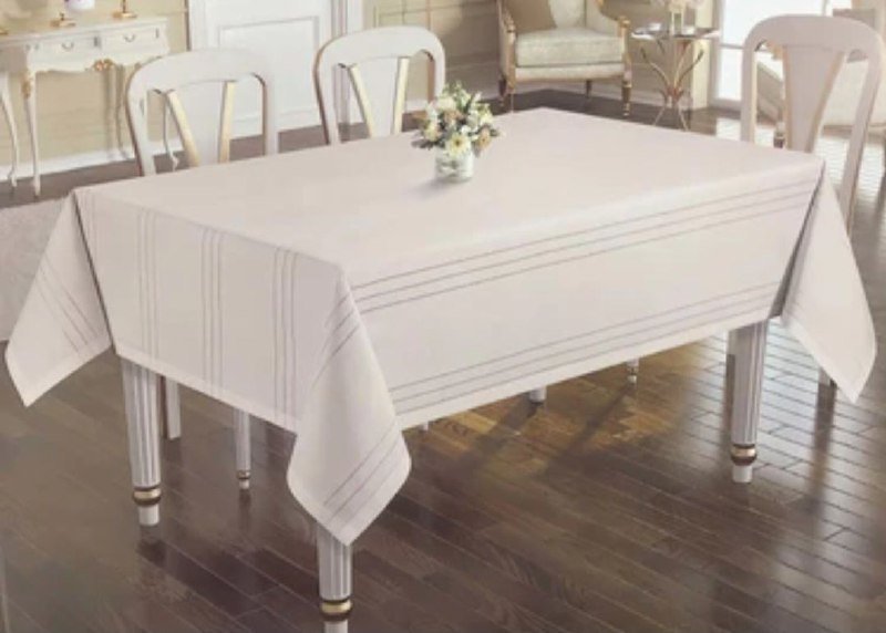 Комплекты постельного белья, халат, плед, скатерть 5