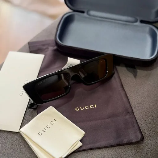 Солнцезащитные очки Gucci