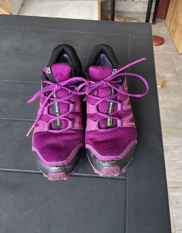 Original Salomon size 40 2