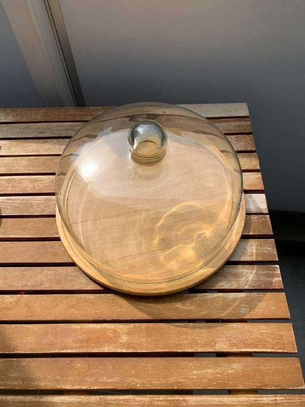 Поднос со стеклянной крышкой