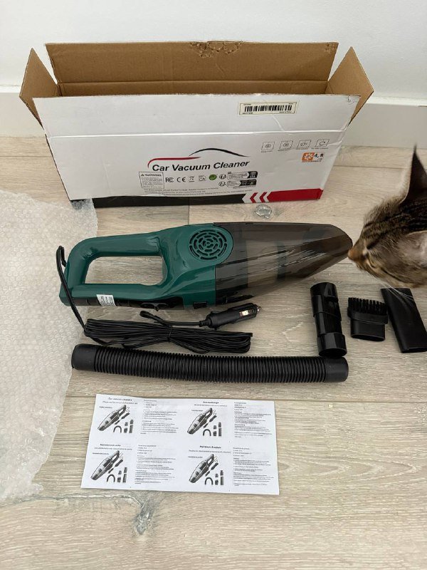 автомобильный пылесос с насадками