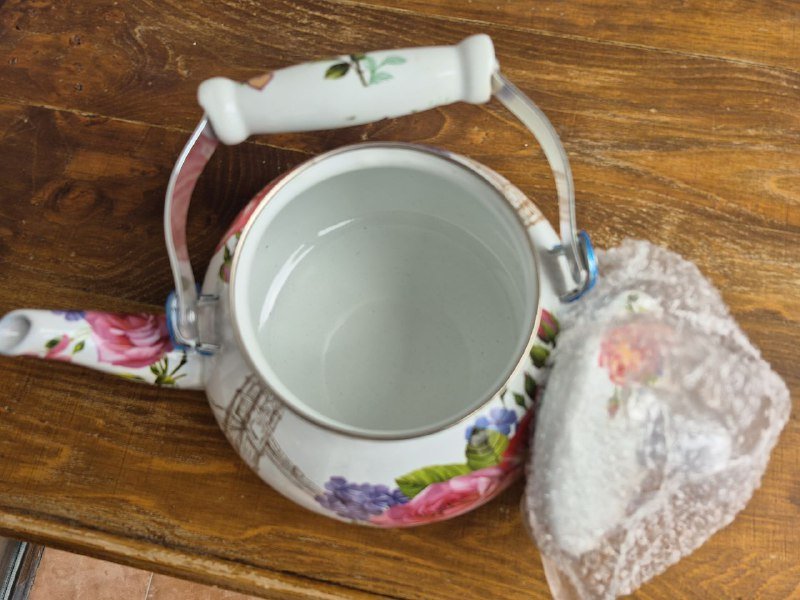 Эмалированный чайник ёмкостью 2 литра 2