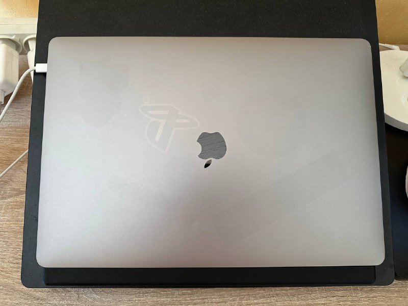 MacBook Pro 16 2019 i9 16/1TB