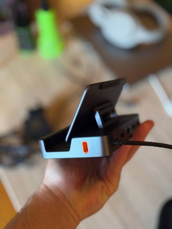 Steam Deck OLED 512gb, чехол, зарядка, док-станция Baseus 2