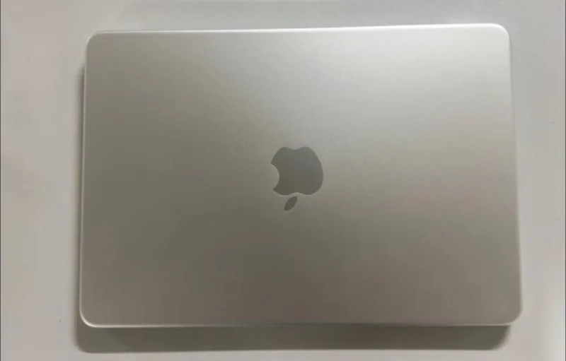 Apple MacBook Neo 13 дюймов