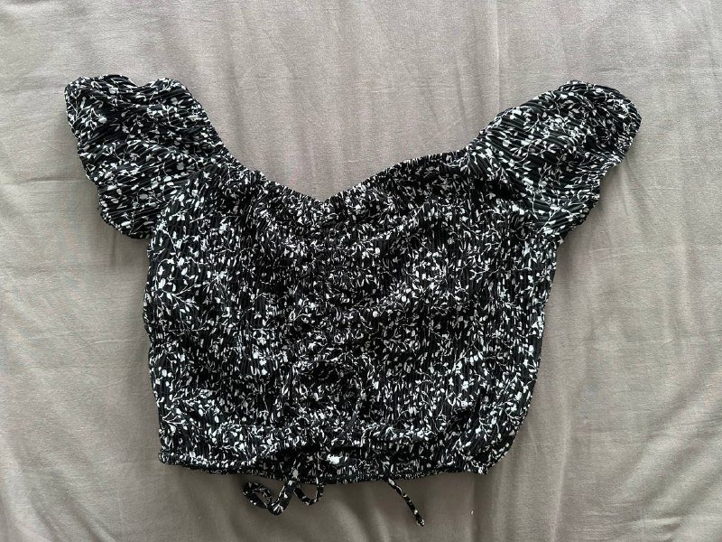 Платье RESERVED, лонгслив H&M, шорты zolla, зеленый топ, темно-синий топ Victoria’s Secret, топ pull&bear 8