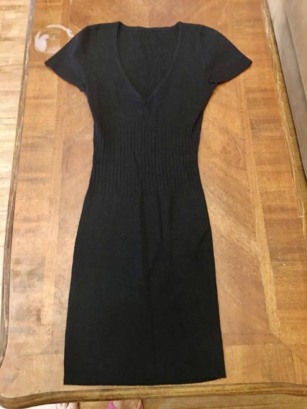 Кофточка коралловая, юбка фиолетовая, чёрное платье H&M, платье Love Republic, платья чёрное и цветное, компрессионные чулки, кожаные перчатки зимние 6