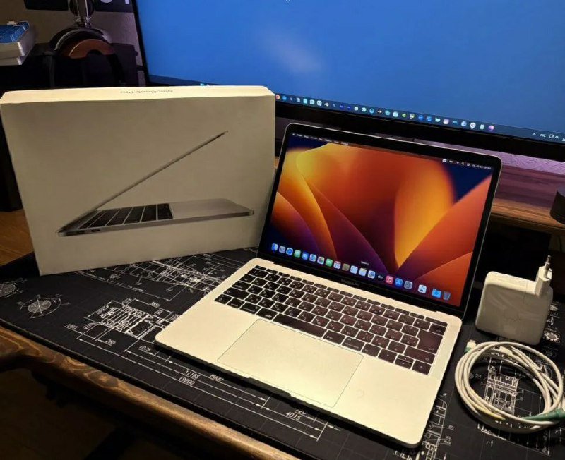 MacBook Pro 2015 8 ГБ 256 ГБ SSD