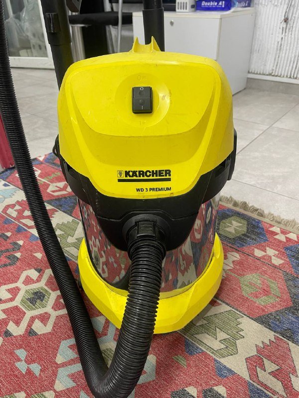 Пылесос Karcher WD 3 Premium