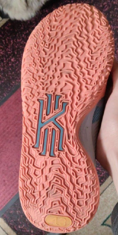 Баскетбольные кроссовки размер 43 2