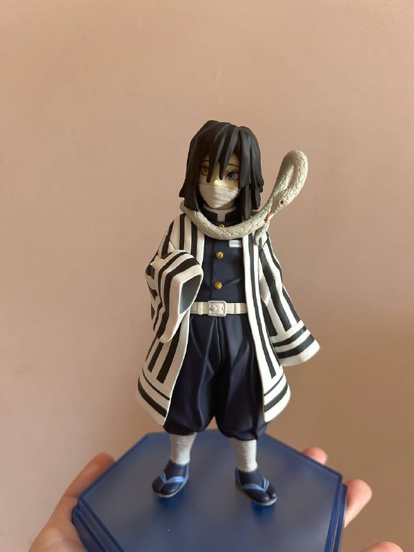Аниме-фигурка Kimetsu no Yaiba Iguro Obanai