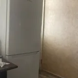 Стиралка Hotpoint Ariston, холодильник Bosch, двери 1