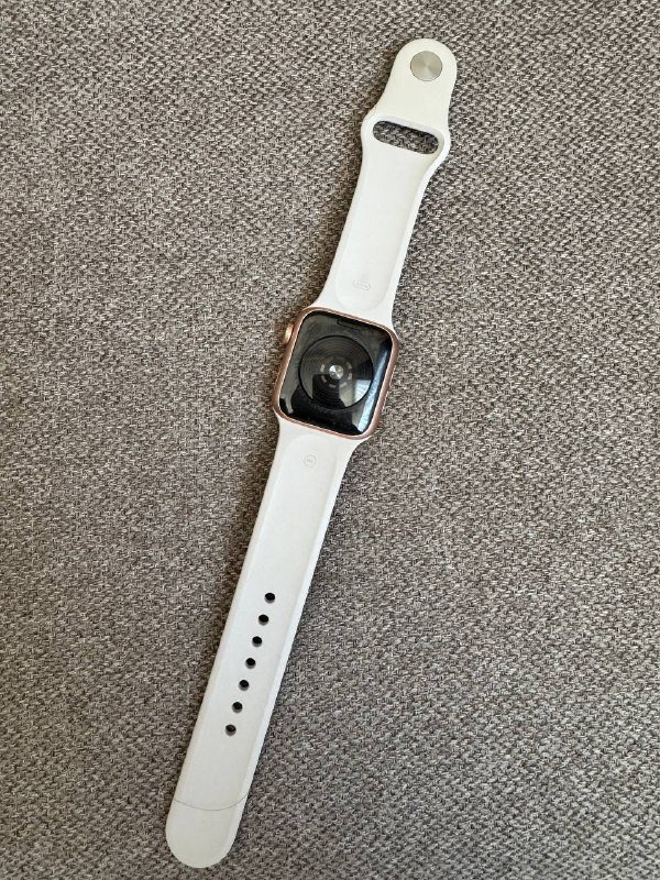 Apple watch SE 40 mm Gold Alu Starlight 3
