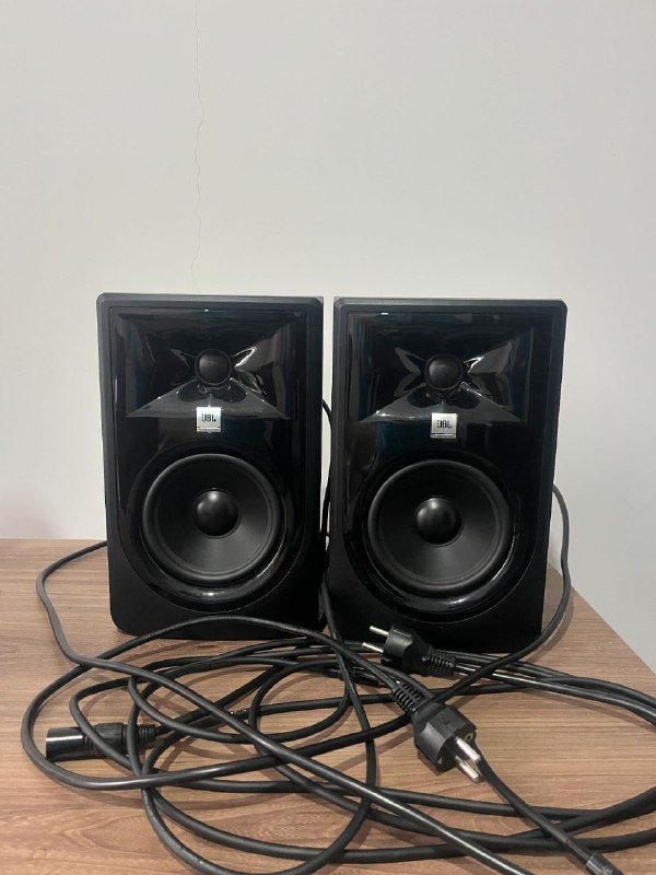 Студийные мониторы JBL 305