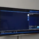 Grundig телевизор 32" с кронштейном 1