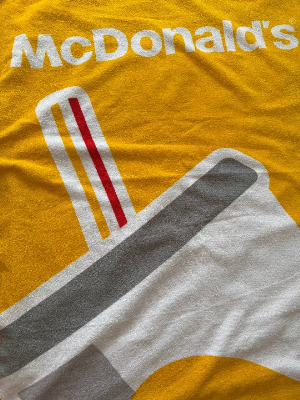 Пляжное полотенце McDonalds