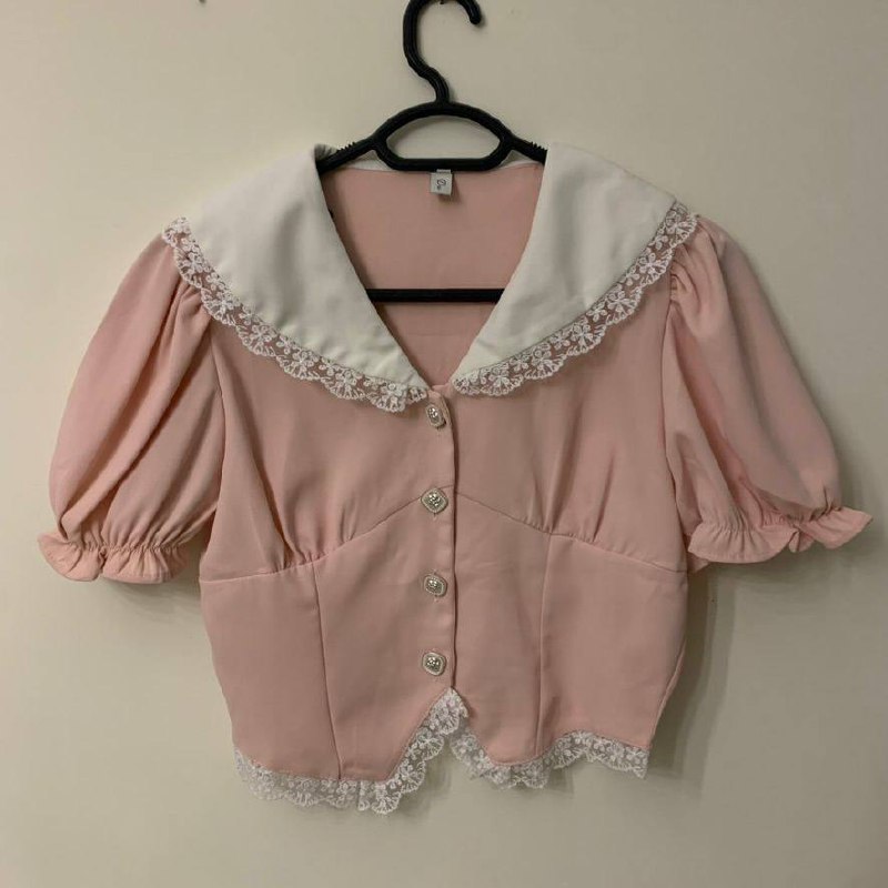 Плюшевая куртка PUMA, лоферы Vagabond, белая и розовая блузы 4