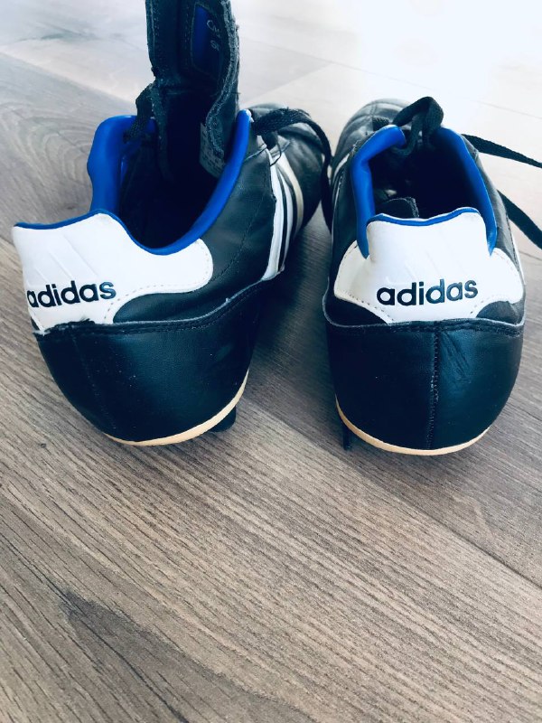 Бутсы Adidas кожаные размер 42 6