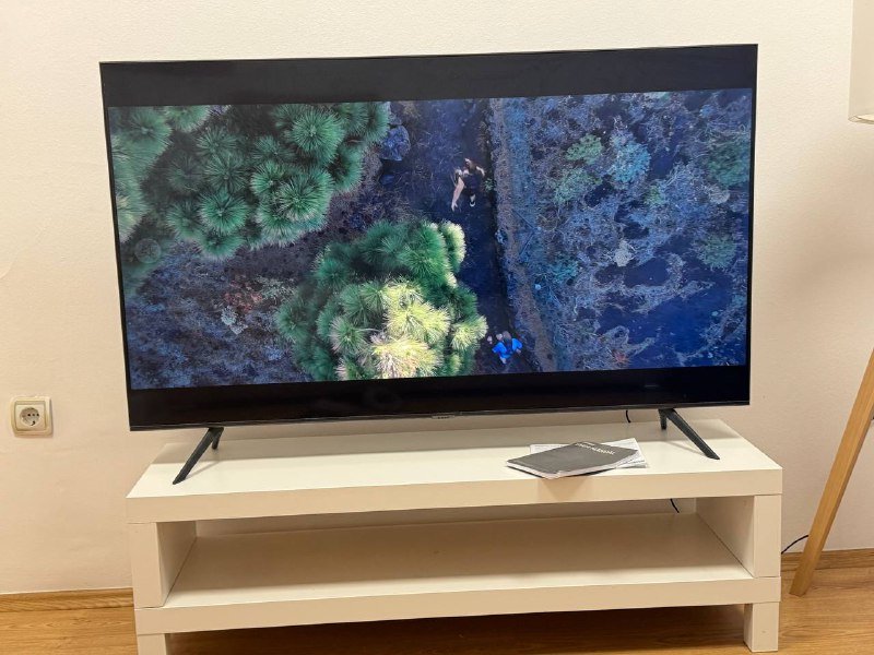 Samsung AU7100 55 inch 4K UHD Smart TV